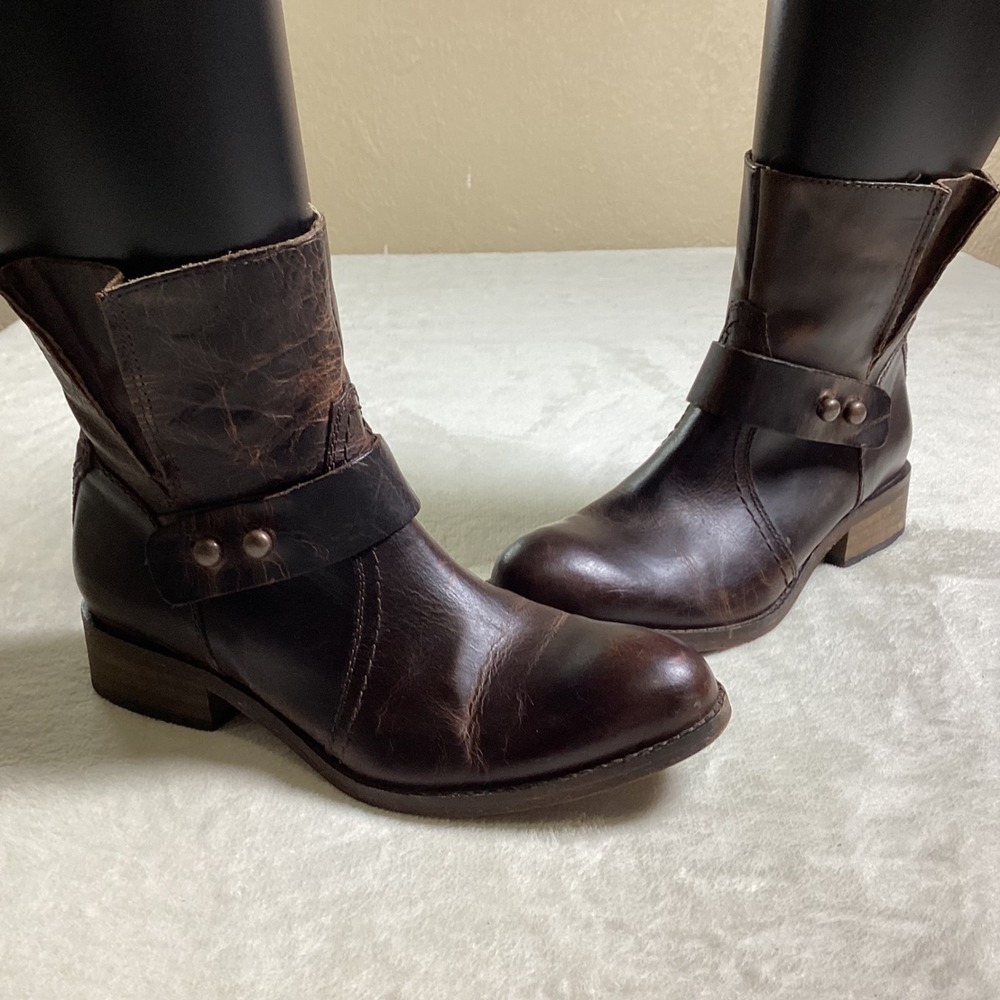 Lucchese Olivia Short Western Boot Women's 6M, Brown Smooth Leather Ankle Boot